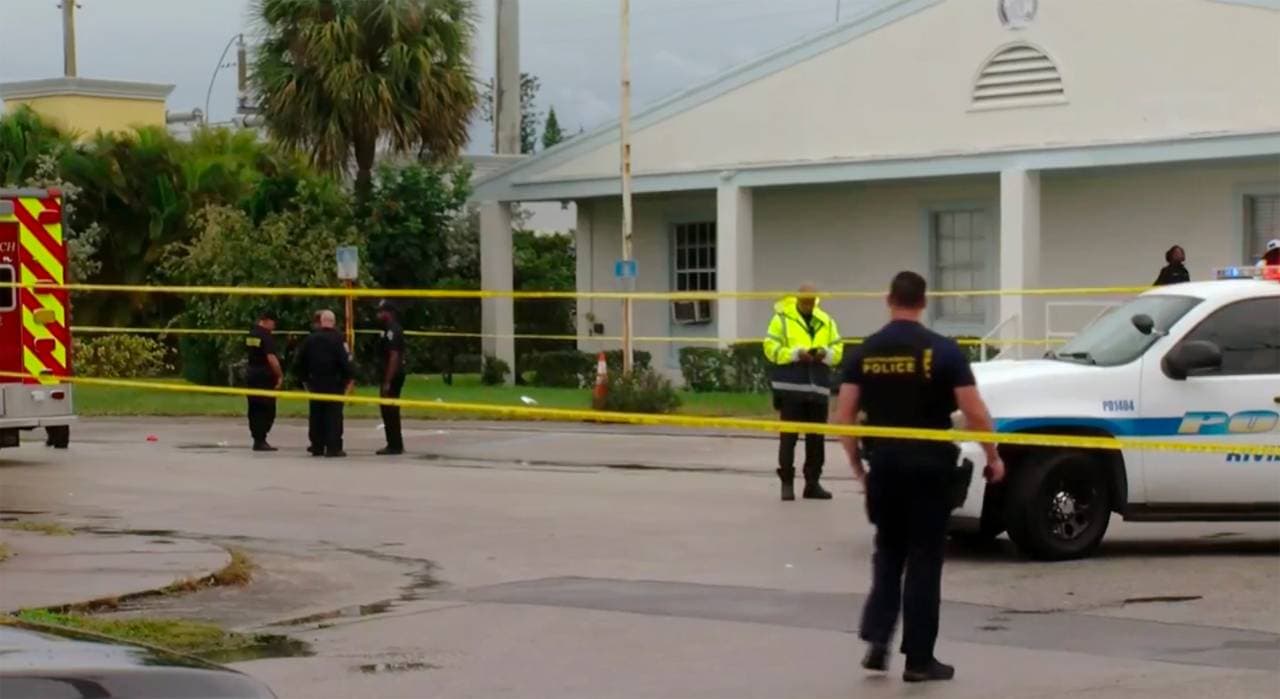 Temetés után volt lövöldözés egy templomnál Floridában - két halott!