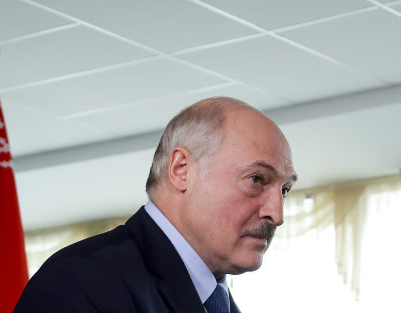 Lukasenka leváltotta a KGB és a nemzetbiztonsági tanács vezetőjét