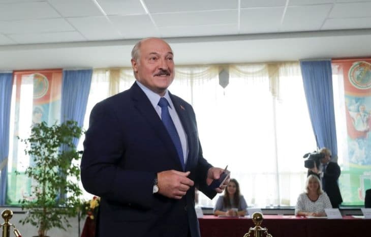 Fehérorosz elnökválasztás - A hivatalos exit poll szerint Lukasenka simán győz