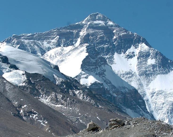 Kakizacskót kell vinnie annak, aki meg akarja mászni a világ legmagasabb csúcsát