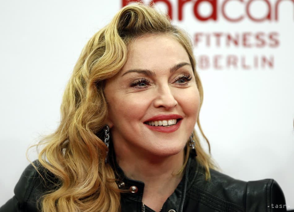 Hatalmas meglepetéssel készült legutóbbi koncertjén a rajongóinak Madonna (VIDEÓK)
