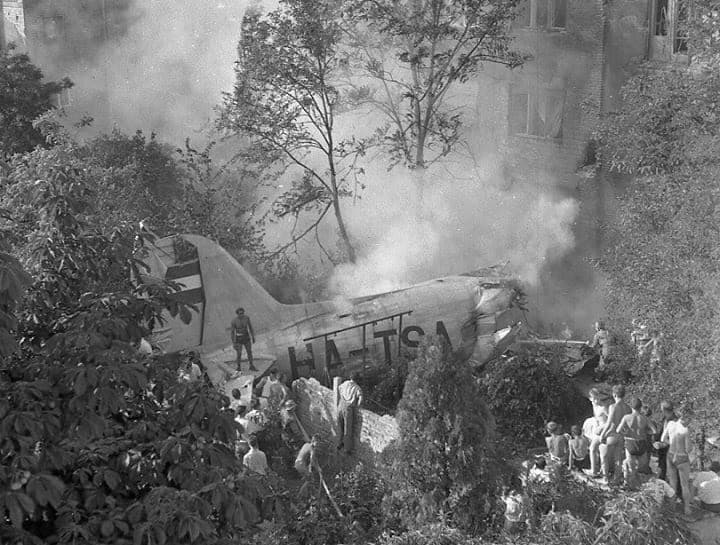Azonosították két, 1944-ben lezuhant szovjet repülőgép legénységét