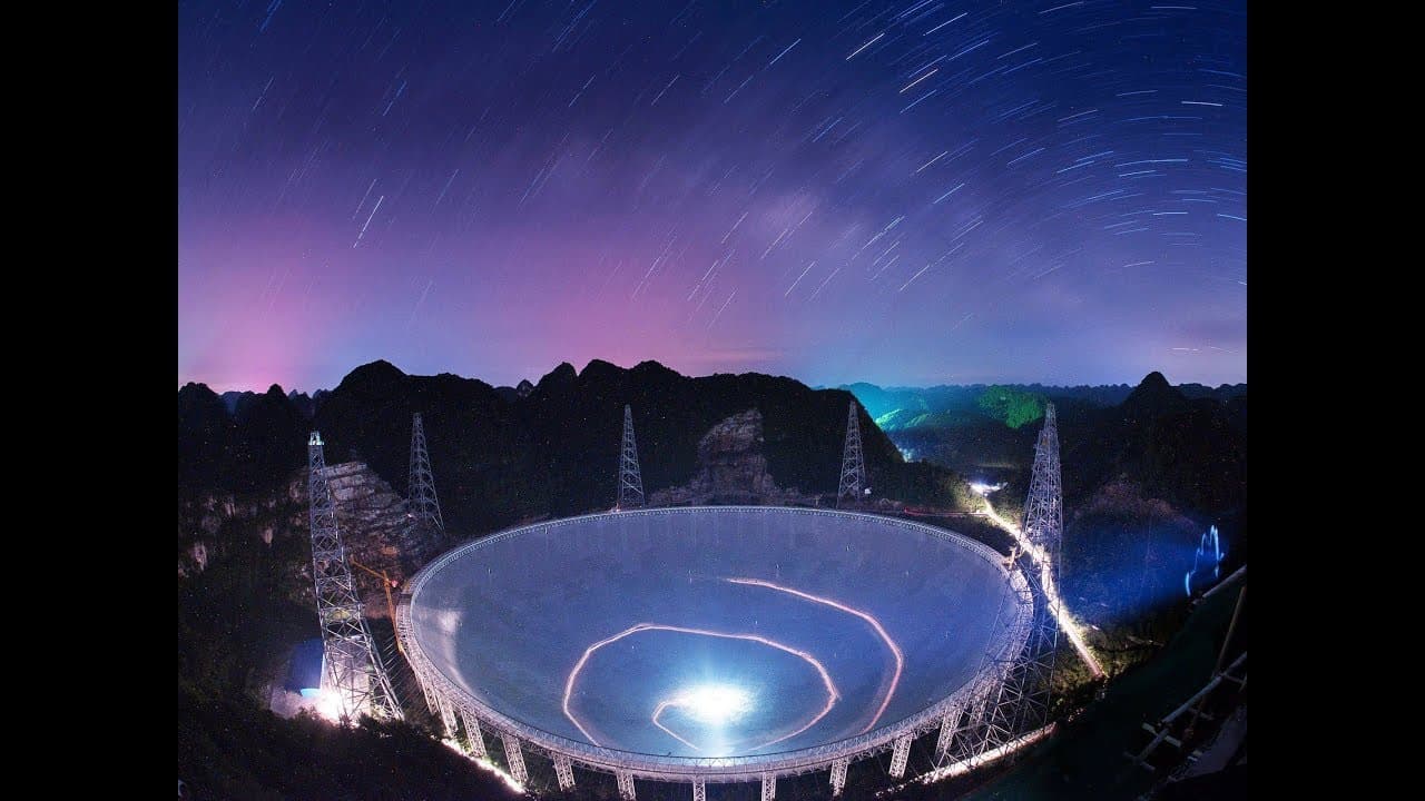 Titokzatos jeleket észlelt az űrből a kínai óriásteleszkóp