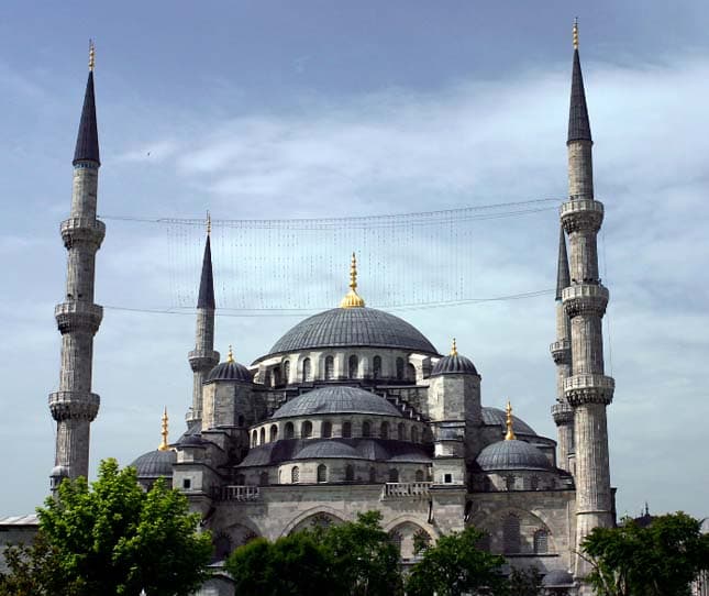 Terjedőben van az iszlám szélsőséges irányzata a belgiumi mecsetekben
