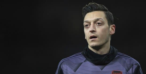 Visszavonult Mesut Özil