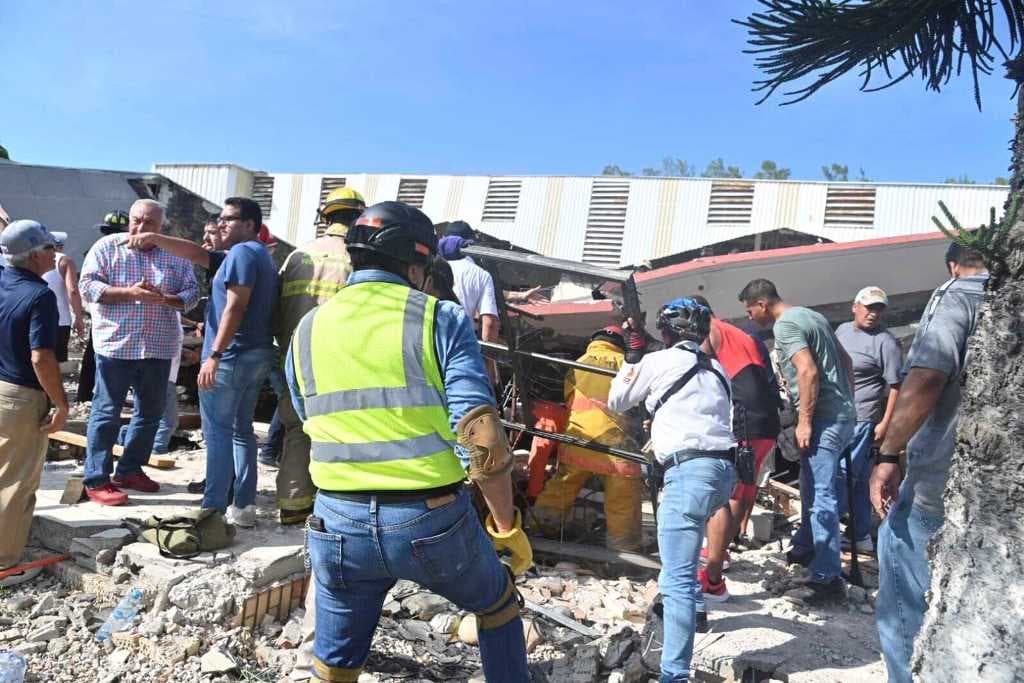 Mise közben beomlott egy mexikói templom teteje, legalább tíz ember meghalt