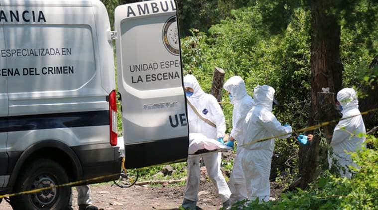 Több száz holttest került elő tömegsírokból Mexikóban