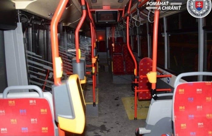 Novemberre tűzték ki a buszon utazó házaspár támadóinak tárgyalását