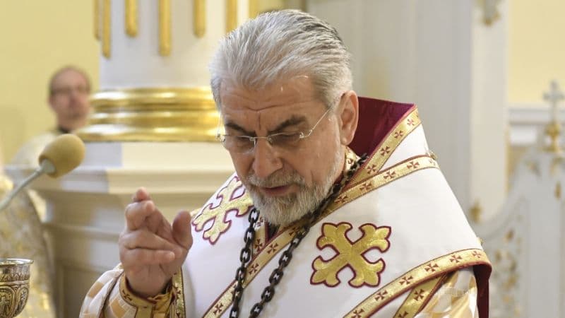 Nem biztos, hogy pedofil, de hogy nem százas a püspök úr, az tuti