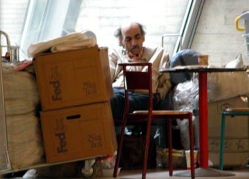 Meghalt a párizsi reptéren a menekült, aki Spielberg Terminál című filmjét ihlette!