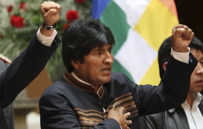 Evo Morales bolíviai exdiktátor orvosi vizsgálatra Kubába utazott