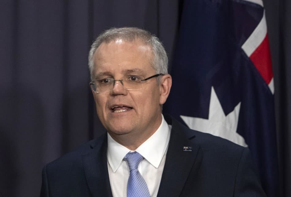Tojást vágtak az ausztrál miniszterelnök fejéhez (VIDEÓ)