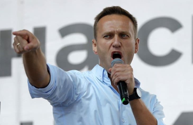 Felfüggesztett büntetést kapott Navalnij munkatársa