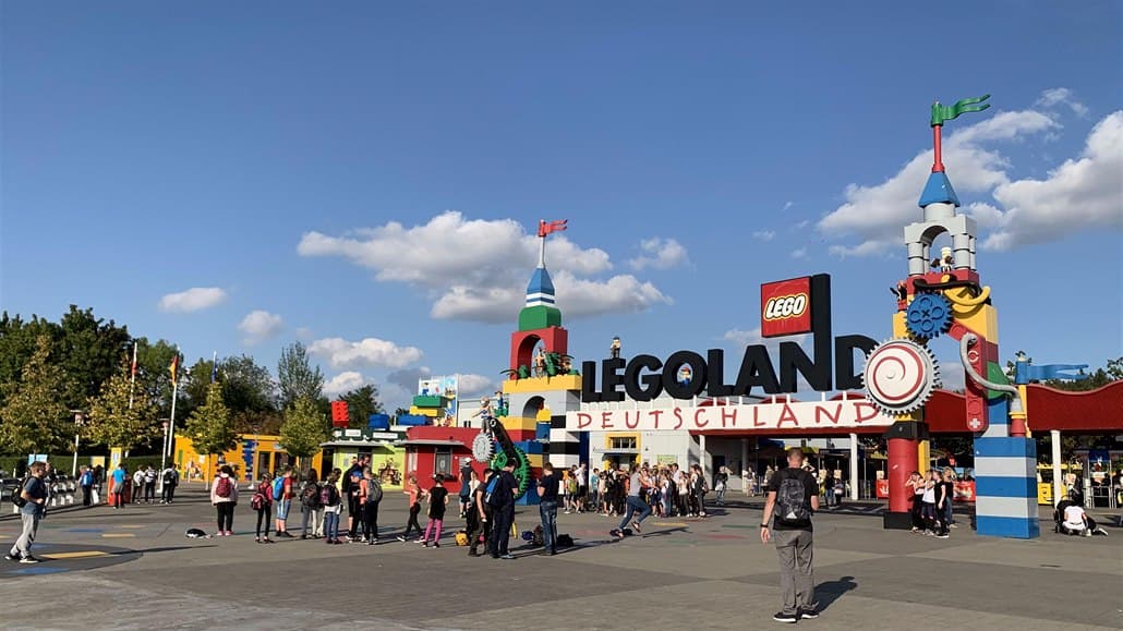Hullámvasút-baleset történt a németországi Legolandben, sok sérült!