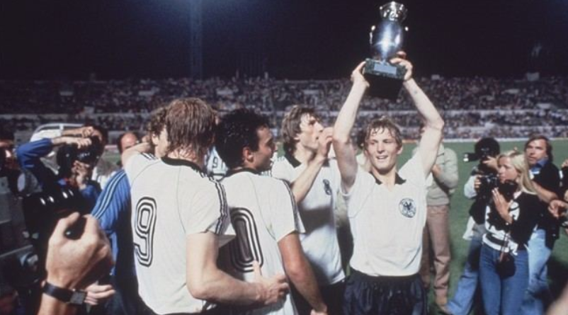 Eb-1980: A németek második diadala és egy csallóközi labdarúgó vitézkedése