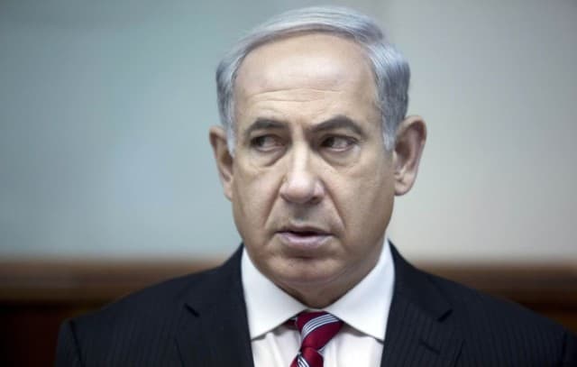 Benjamin Netanjahu korrupciós ügyei miatt döntött az új választások mellett