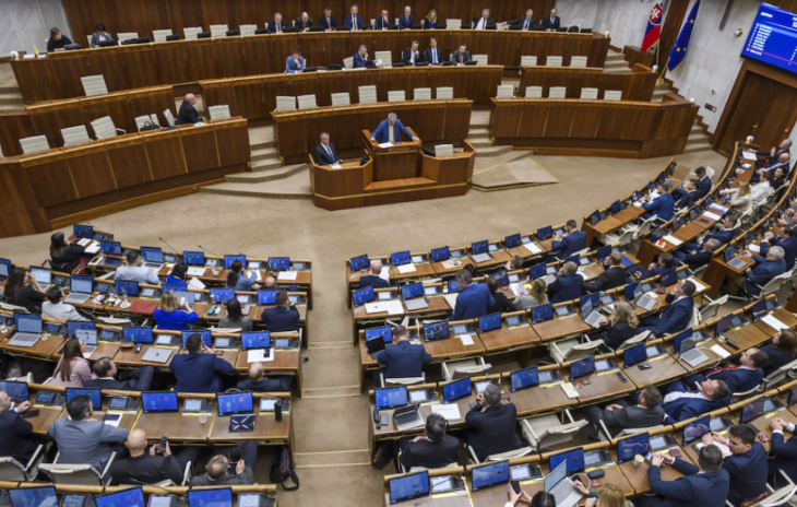 A parlament elfogadta a Büntető Törvénykönyv módosítását - megszűnik a Speciális Ügyészség