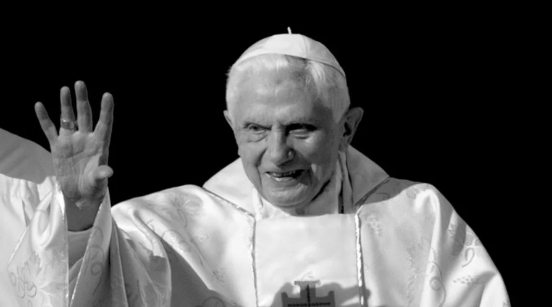 Nyugati országok vezetői emlékeztek meg az elhunyt XVI. Benedek pápáról