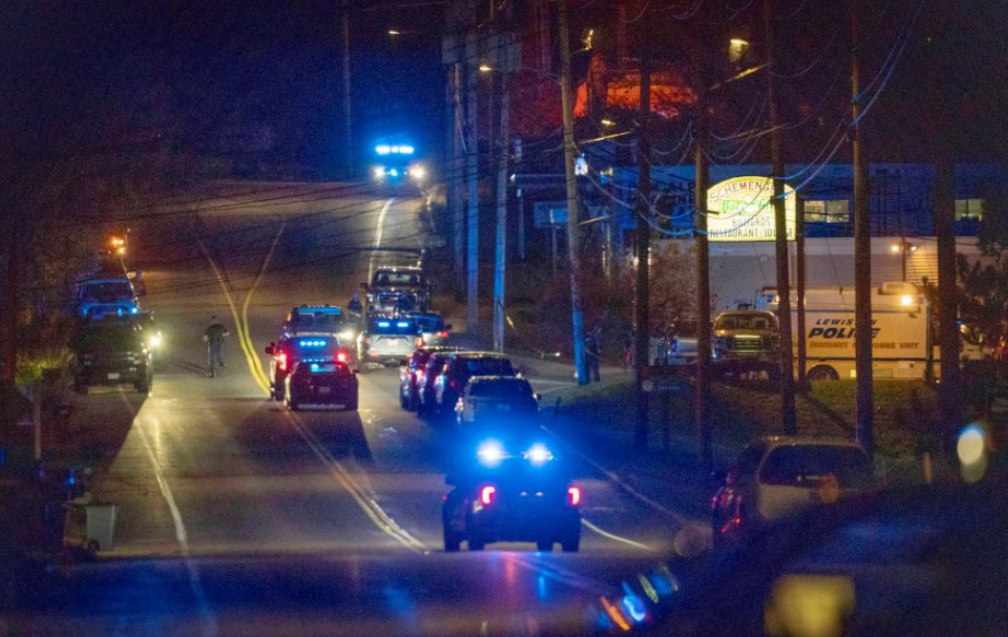 Tizennyolc halottja van a Maine állambeli Lewistonban történt lövöldözésnek