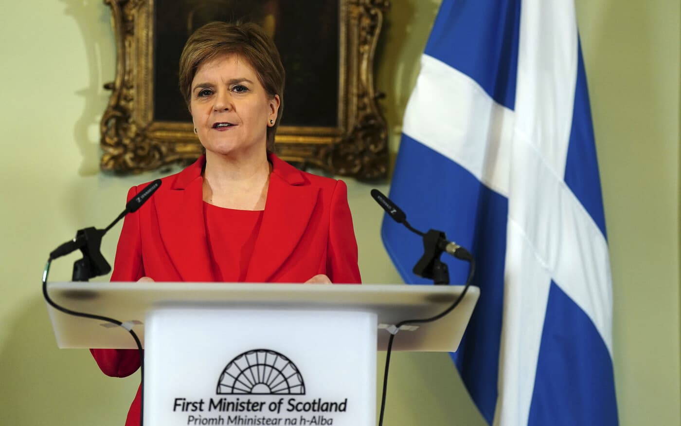 Őrizetbe vették a volt skót miniszterelnök férjét