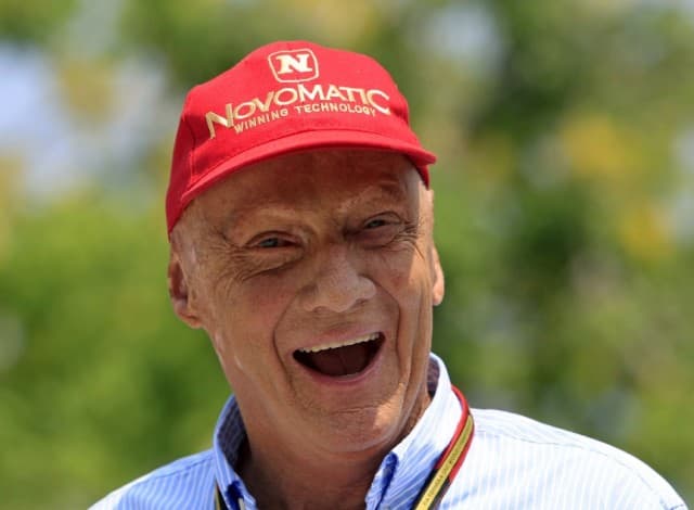 Niki Lauda influenzás megbetegedés miatt került kórházba