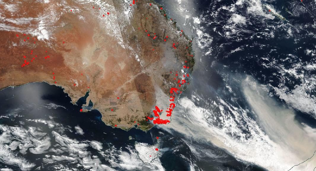 Az ausztráliai tűzvész füstje körbeszállja a Földet!