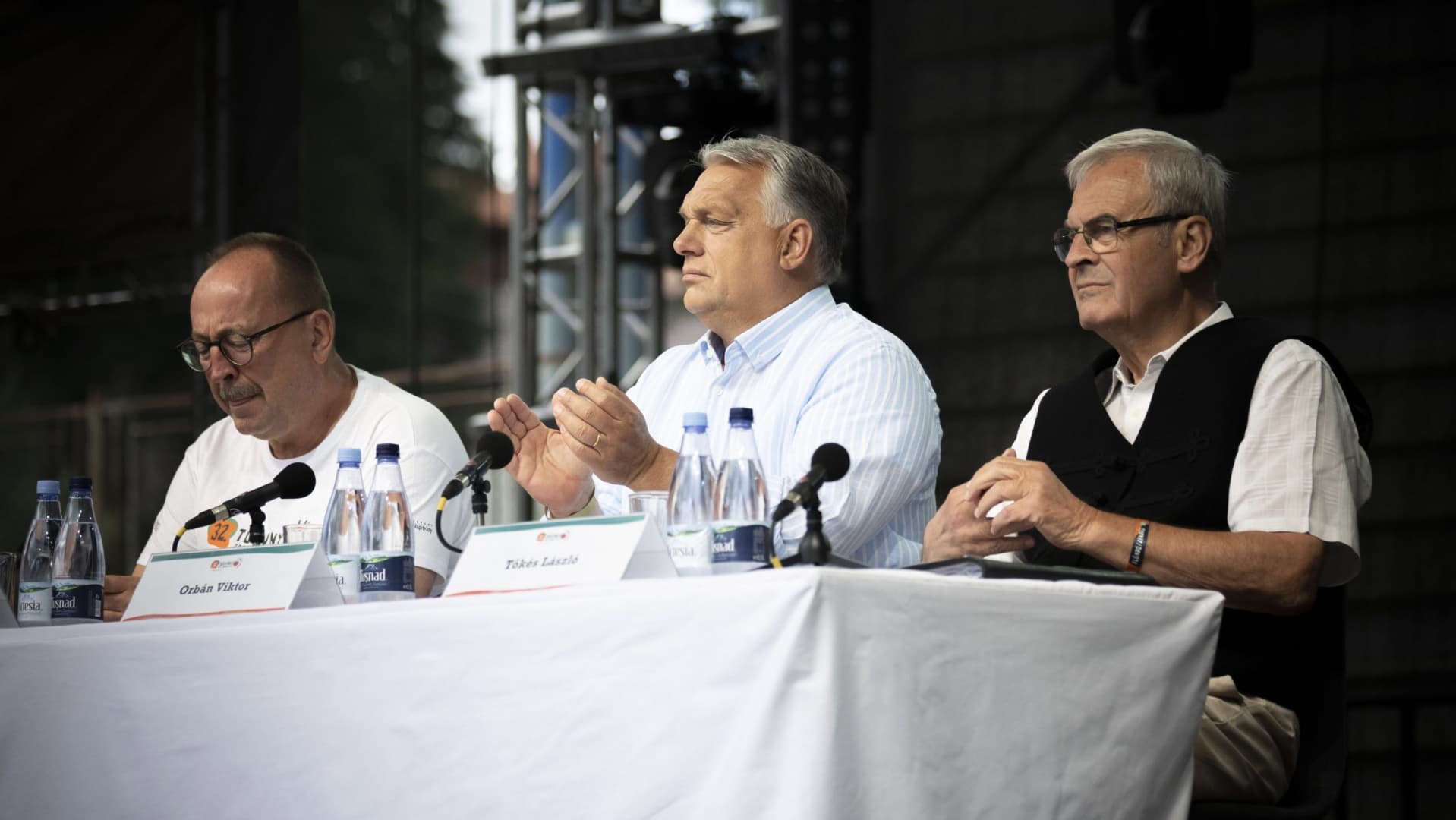 Orbán Viktor Tusványoson megszidta a szlovákiai magyarokat! Vagy a politikusaikat?