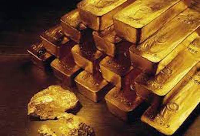 Az orosz jegybank újra vásárol aranyat az orosz bankoktól, miután lakossági kereslet miatt szüneteltette a felvásárlást