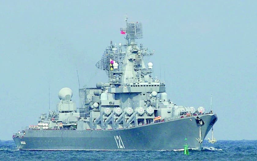 Elsüllyedt a Moszkva, az orosz zászlóshajó – ha tetszik, ha nem, oda került, ahová a Kígyó-sziget ukrán védői küldték!