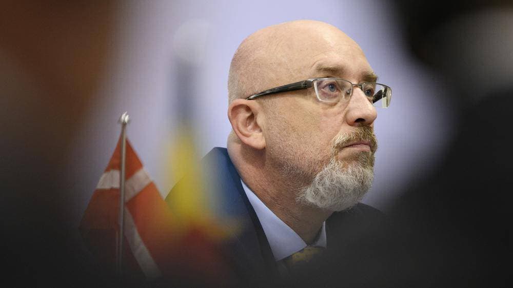 Ezúttal az új-zélandi védelmi miniszter látogatott Kijevbe