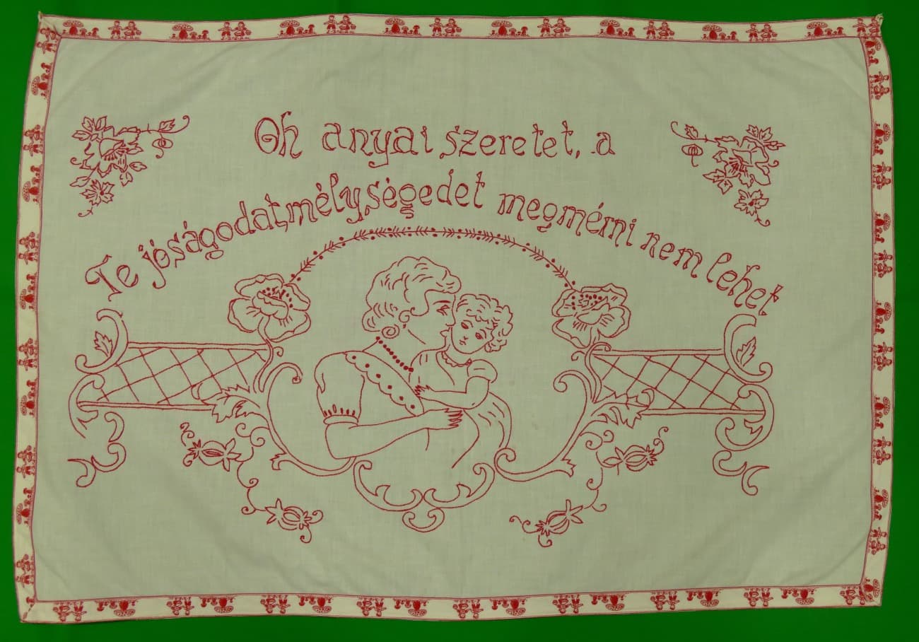 Feliratos textil falvédőkből nyílik néprajzi kiállítás a Galántai Honismereti Múzeumban 