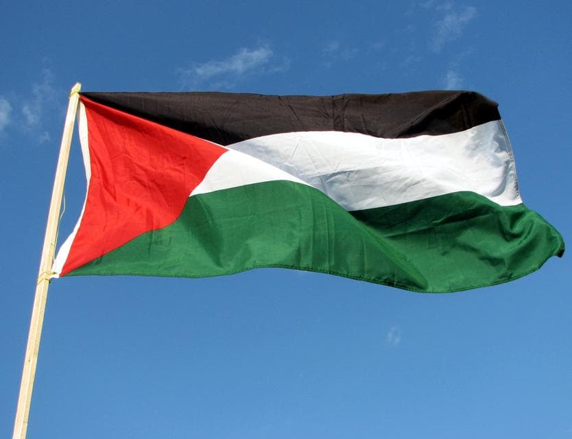 A parlament feloszlatását ígéri a palesztin elnök