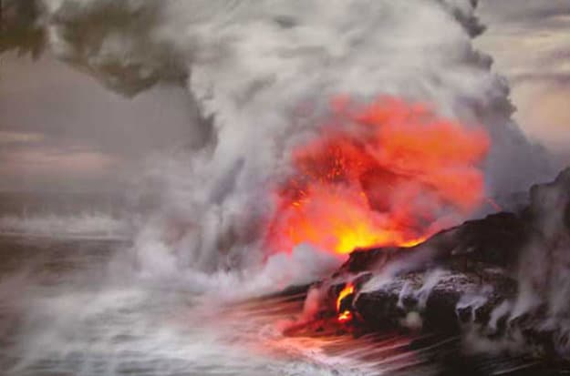 Mintegy hatszáz otthon semmisült meg a Kilauea vulkán kitörése miatt Hawaii szigetén