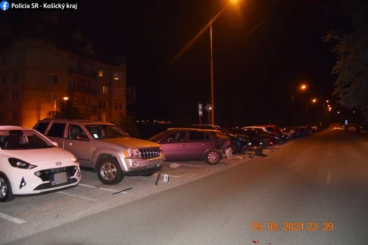 Hat parkoló autó látta kárát a 28 éves férfi ittas vezetésének