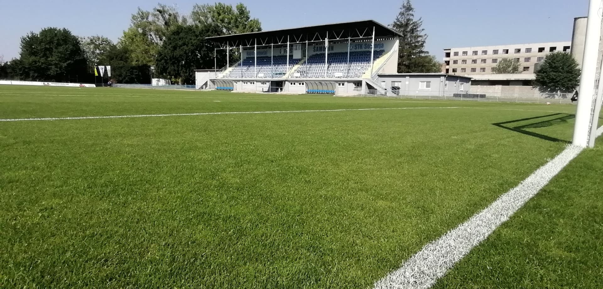 Új lelátó épül a somorjai Pomléban, a második ligában való szerepléshez bővíteni kell a stadion kapacitását