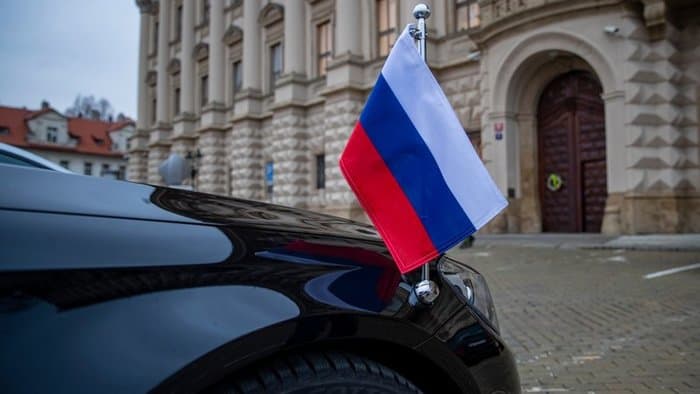 Varsó támogatja Prága döntését az orosz diplomaták kiutasításáról