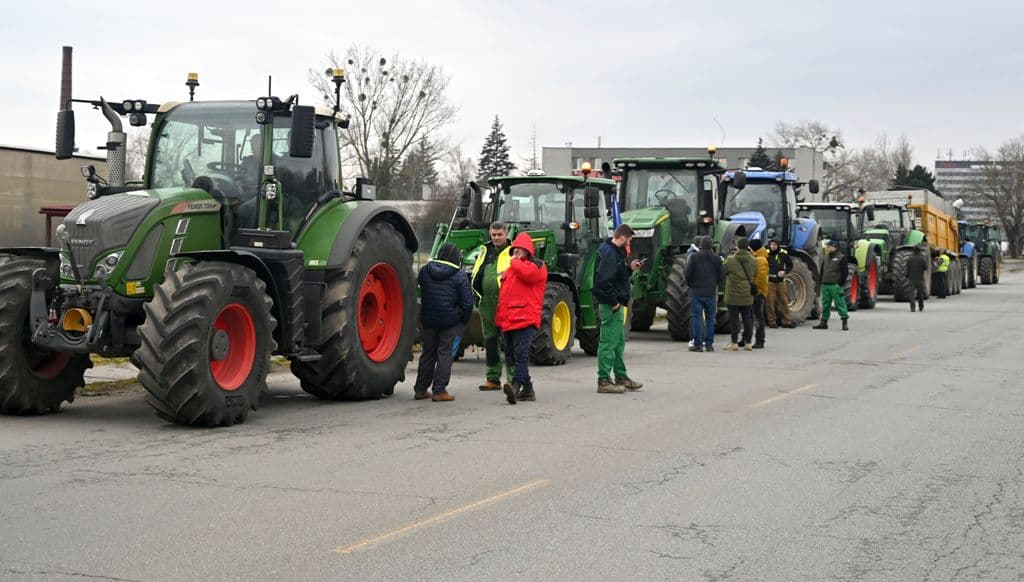 Traktorokkal tüntetnek a gazdák Horvátországban is
