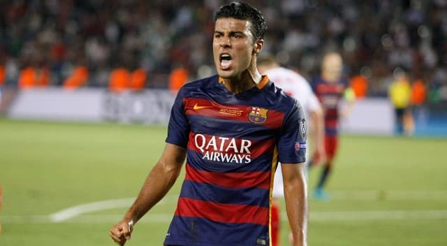 Térdműtét miatt véget ért az FC Barcelona labdarúgójának a szezonja