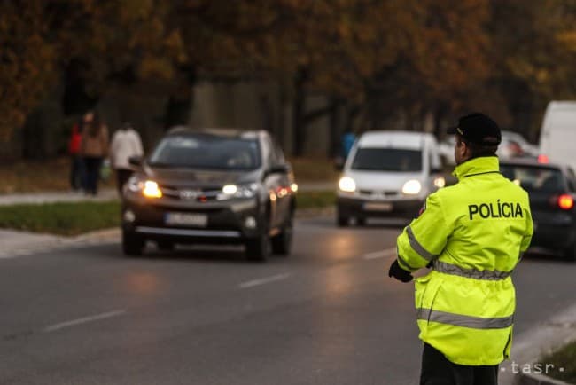 A mindenszentek közeledtével egyre több a rendőr az utakon – az ünnepek után jön az újabb közlekedési akció