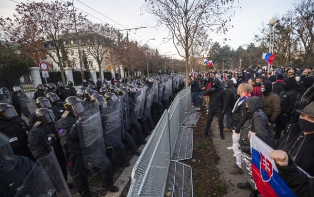 Matovič a tüntetésekről: A rendőrség csillagos egyesre teljesítette a feladatát