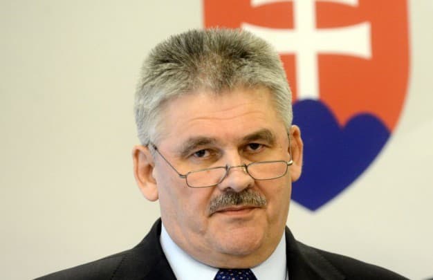 Az ellenzék leváltaná Ján Richter munkaügyi minisztert