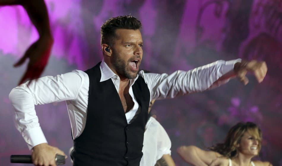 Ejtették a Ricky Martin elleni, vérfertőzéssel kapcsolatos vádakat - az énekes azt mondta, hazugság áldozata lett (VIDEÓ)