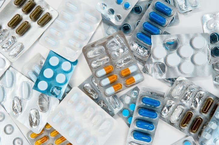 Az egészségügyi tárca nem engedélyezné a gyógyszerek patikán kívüli árusítását