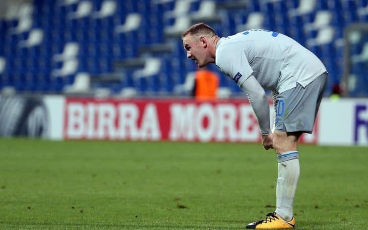 Wayne Rooney szerint túlságosan későn függesztették fel az angol bajnokságokat