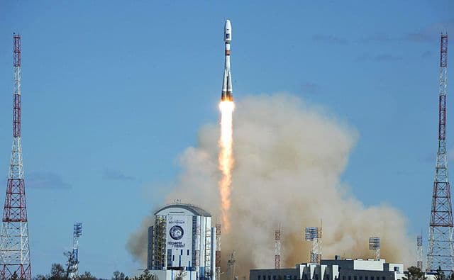 A tudományt még nem bántja a kardcsörtetés, amerikai vízumot kaptak az orosz űrhajósok