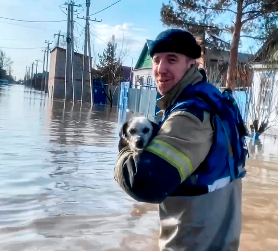 Ekkora árvizet még az oroszok sem láttak, egy Pozsony és egy Kassa méretű város került nagy veszélybe (VIDEÓ)