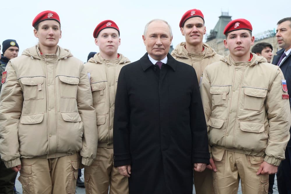 Putyinék rengeteg kárpátaljai katonát rakétáztak le, a régióban többnapos gyászt hirdettek
