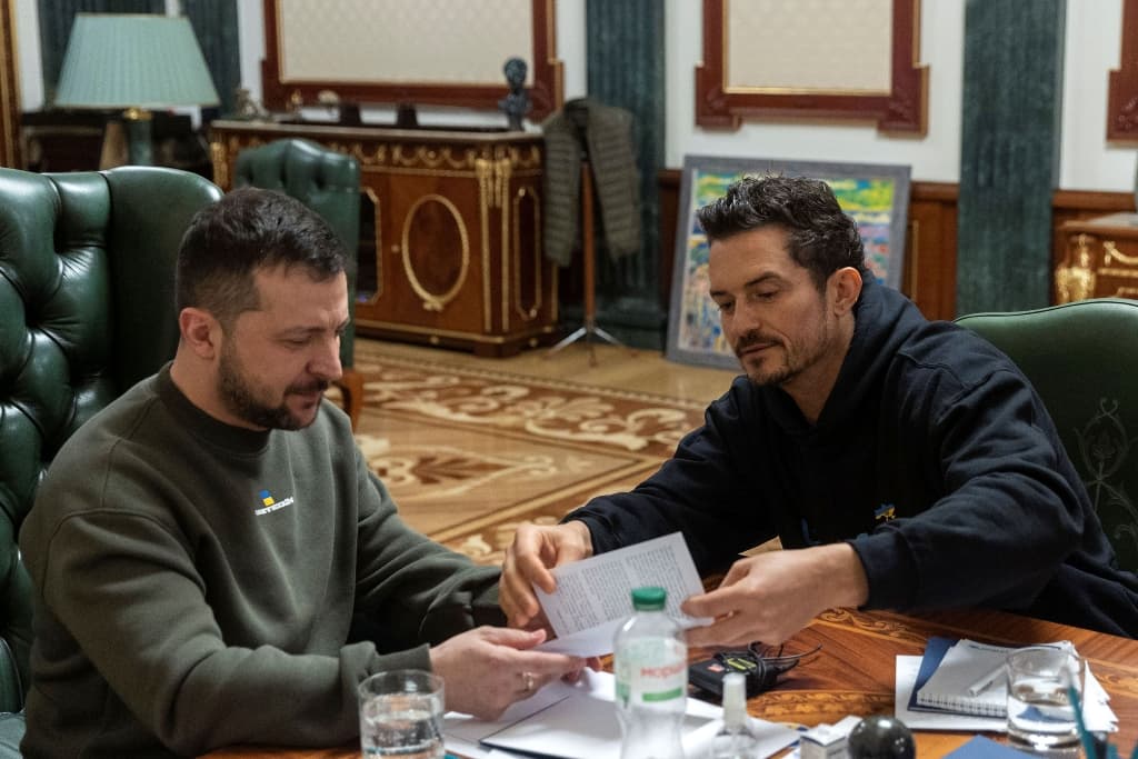 Világhírű hollywoodi filmsztárral tárgyalt Zelenszkij Kijevben