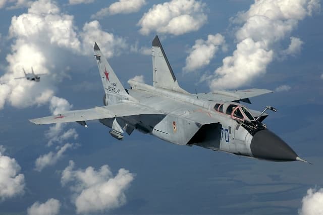 Lezuhant egy orosz MiG-31-es