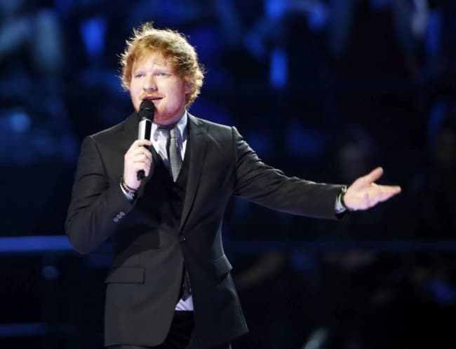 Ed Sheeran eltűnik a közösségi oldalról